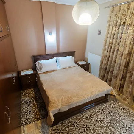 Dhimitri Appartement Korce