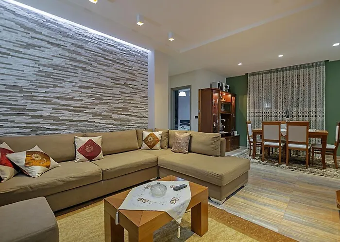 Appartement Dhimitri Korce