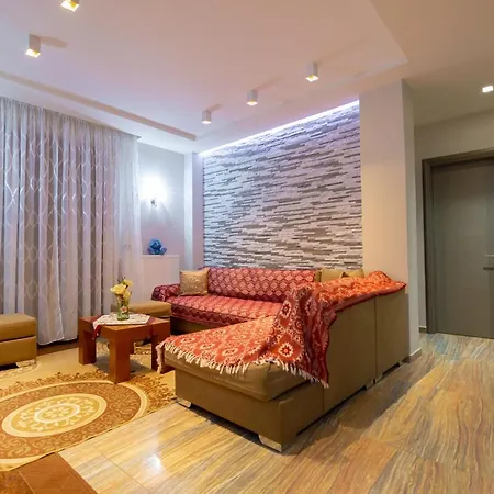 公寓 Dhimitri 科尔察