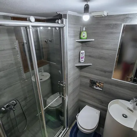 Dhimitri * 科尔察